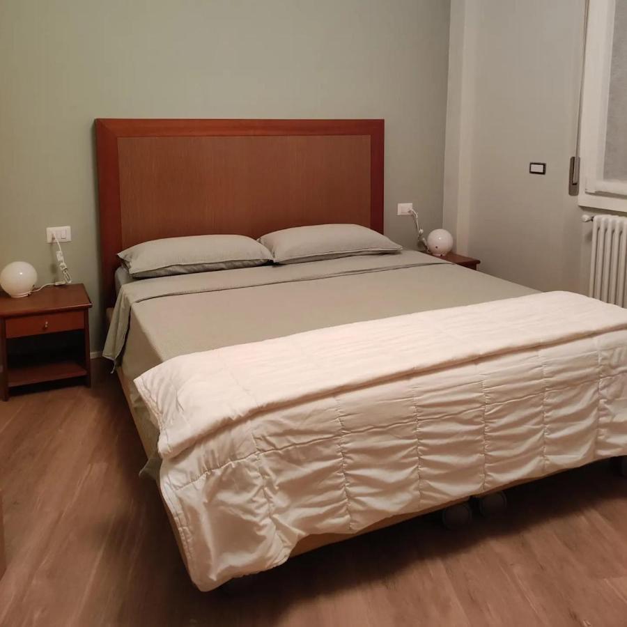Casa Botta. Ampio Appartamento Luminoso E Confortevole Morbegno Luaran gambar
