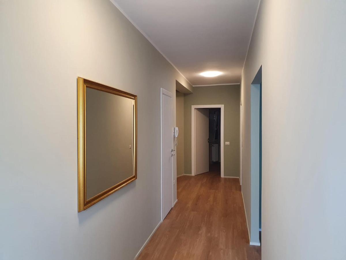 Casa Botta. Ampio Appartamento Luminoso E Confortevole Morbegno Luaran gambar