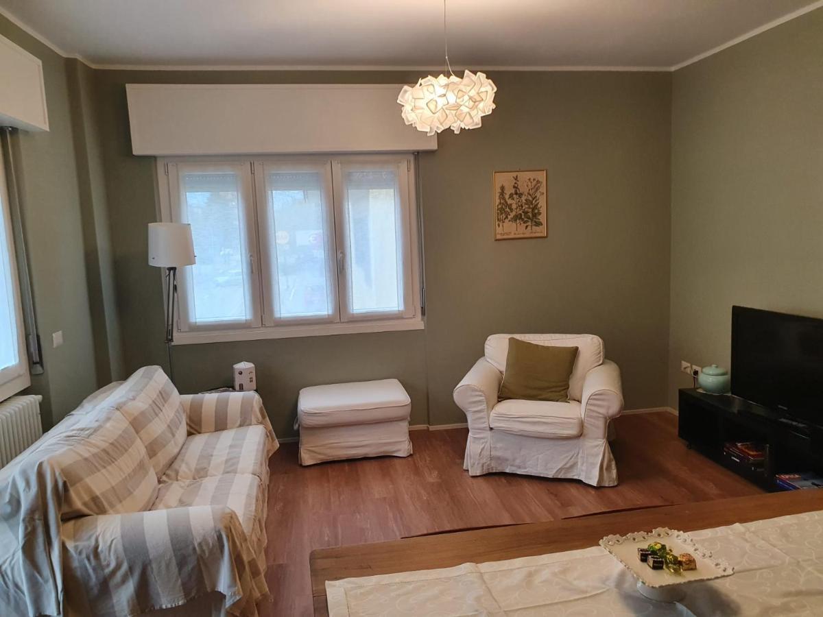Casa Botta. Ampio Appartamento Luminoso E Confortevole Morbegno Luaran gambar